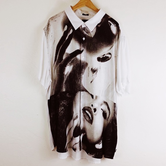 Guess Other - 💰SOLD: GUESS Black & White Graphic Button-Down